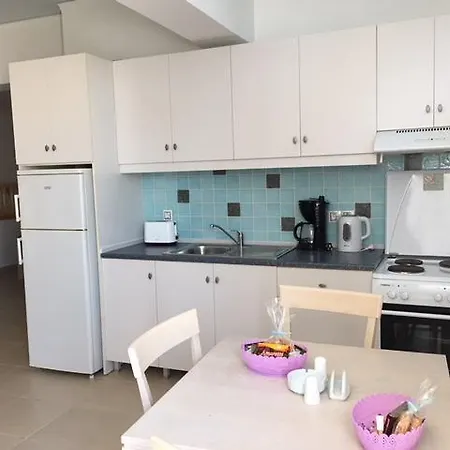 Almyra Village מלון דירות קרפאטוס